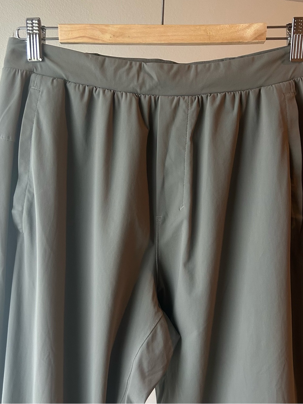 Lululemon Surge Joggers Size Medium in Rover (gray brown) GUC - Picture 3 of 12